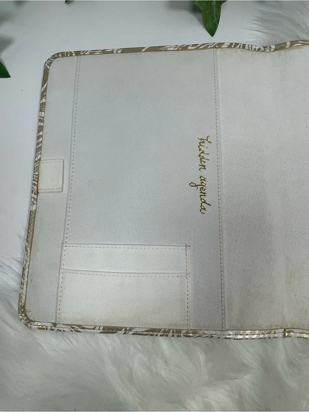 Lilly Pulitzer Gold and White Floral Faux Leather Agenda Folio Cover (no planner